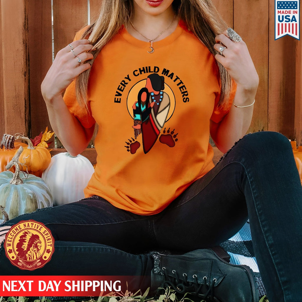 Every Child Matters Grandma With Niece Indigenous Orange Shirt Day Unisex T-shirt/Hoodie/Sweatshirt