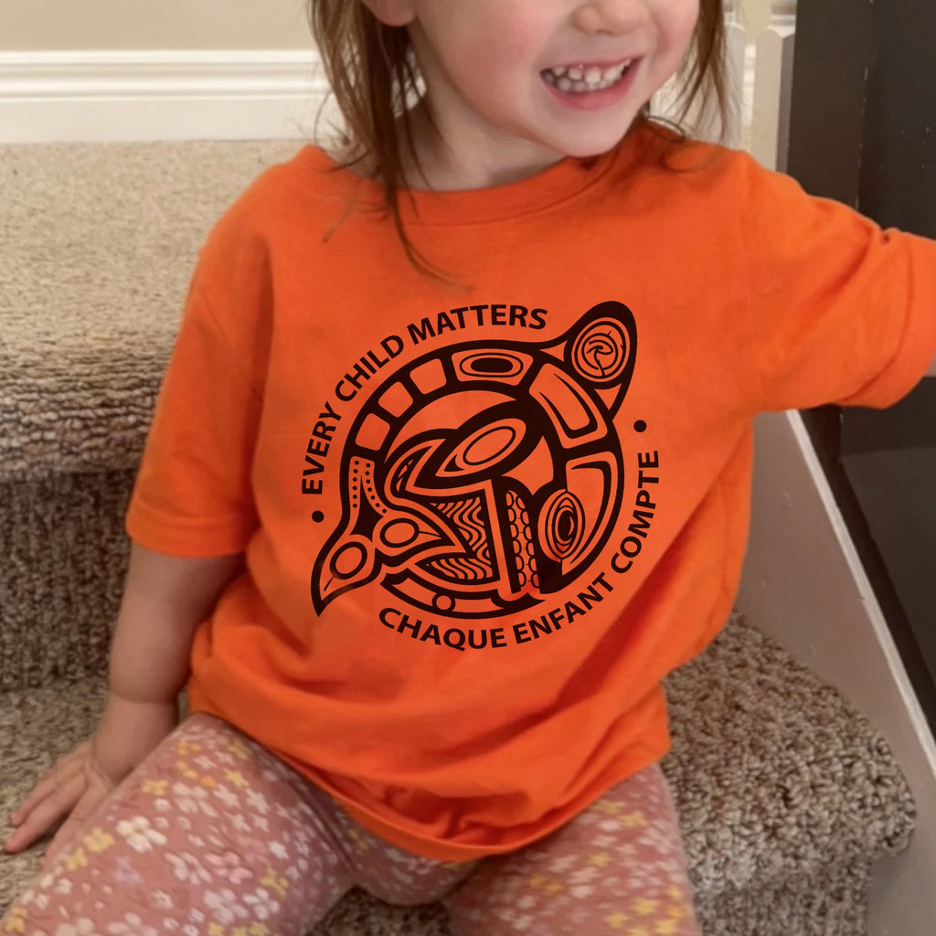 Every Child Matters Chaque Enfant Compte – Indigenous Turtle Orange Shirt Day Unisex T-shirt/Hoodie/Sweatshirt